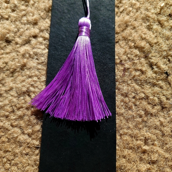 Puppy Multicolor Leather Bookmark - Picture 4 of 6